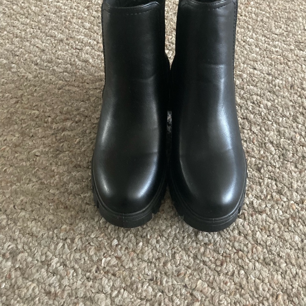 Black ankle boots - Picture 2 of 2
